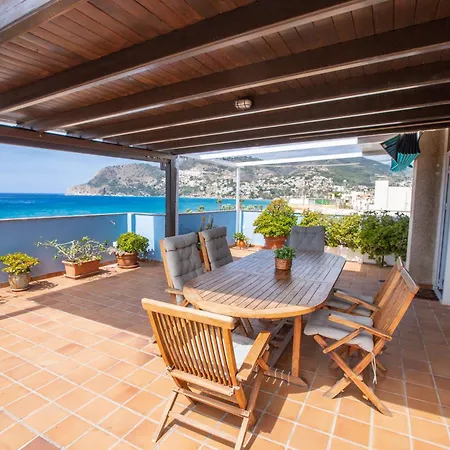 Apartment Duplex Beachfront Andres Segovia La Herradura (Granada)
